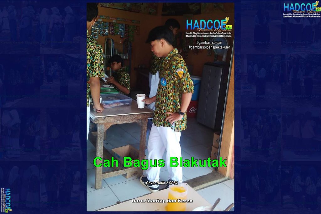 Gambar Soloan Spektakuler Versi Putra – SMA Soloan Spektakuler Cover Batik 2 SPS2 Edisi 003-04